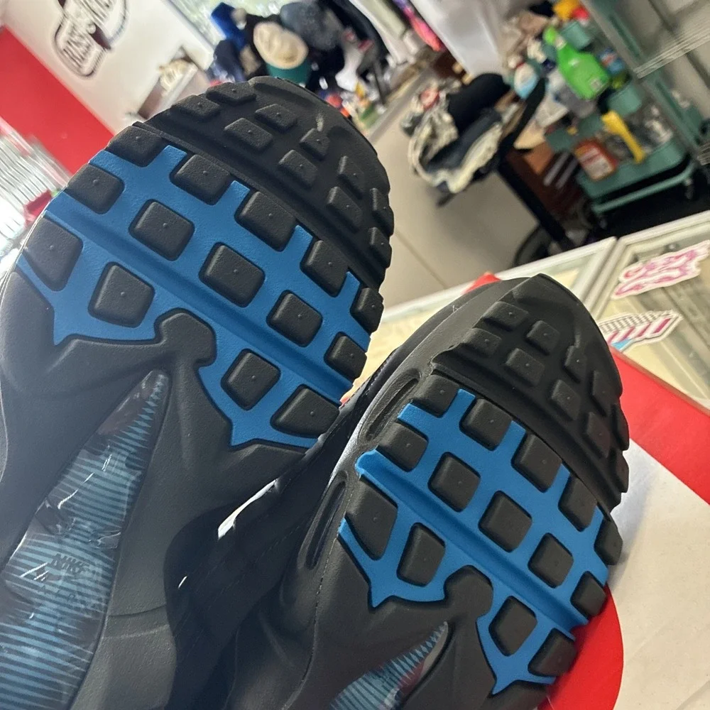 Nike air max